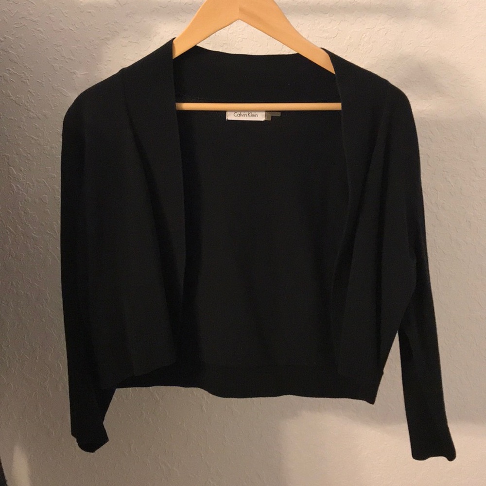 Calvin Klein Shrug